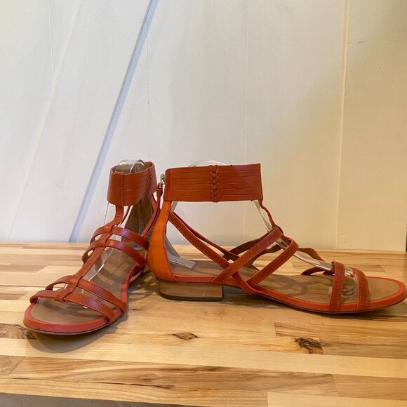 Coach Nillie Gladiator Sandals Size 39 In Burnt Orange Leather With Back Zipper - Picture 9 of 16